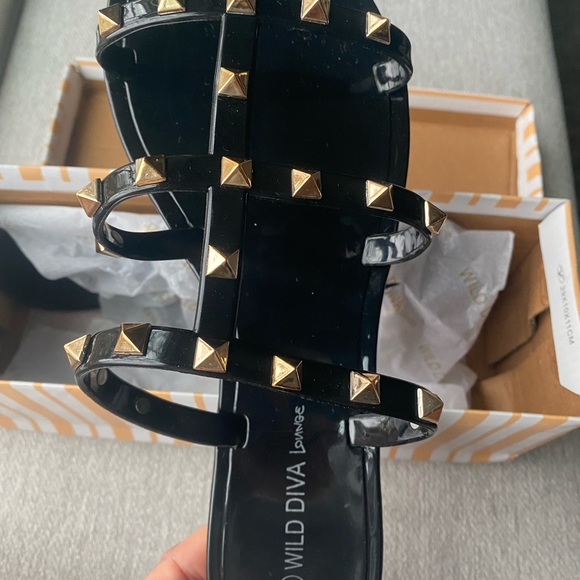 Brand new in box VICI sandals. Black with gold stud detail. - Picture 4 of 5